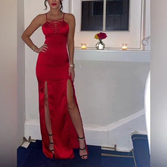 Red Long Dress Two Slits With Silver Detail On Top | Color: Red | Size: 0 | Erickau536's Closet Red Long Dress Two Slits With Silver Detail On Top | Color: Red | Size: 0 | Erickau536's Closet